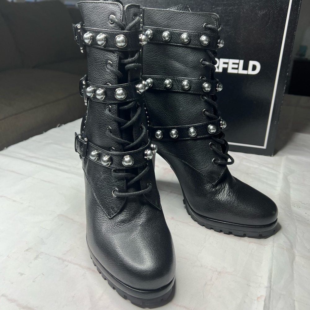 Karl Lagerfeld Paris Lennon Boots